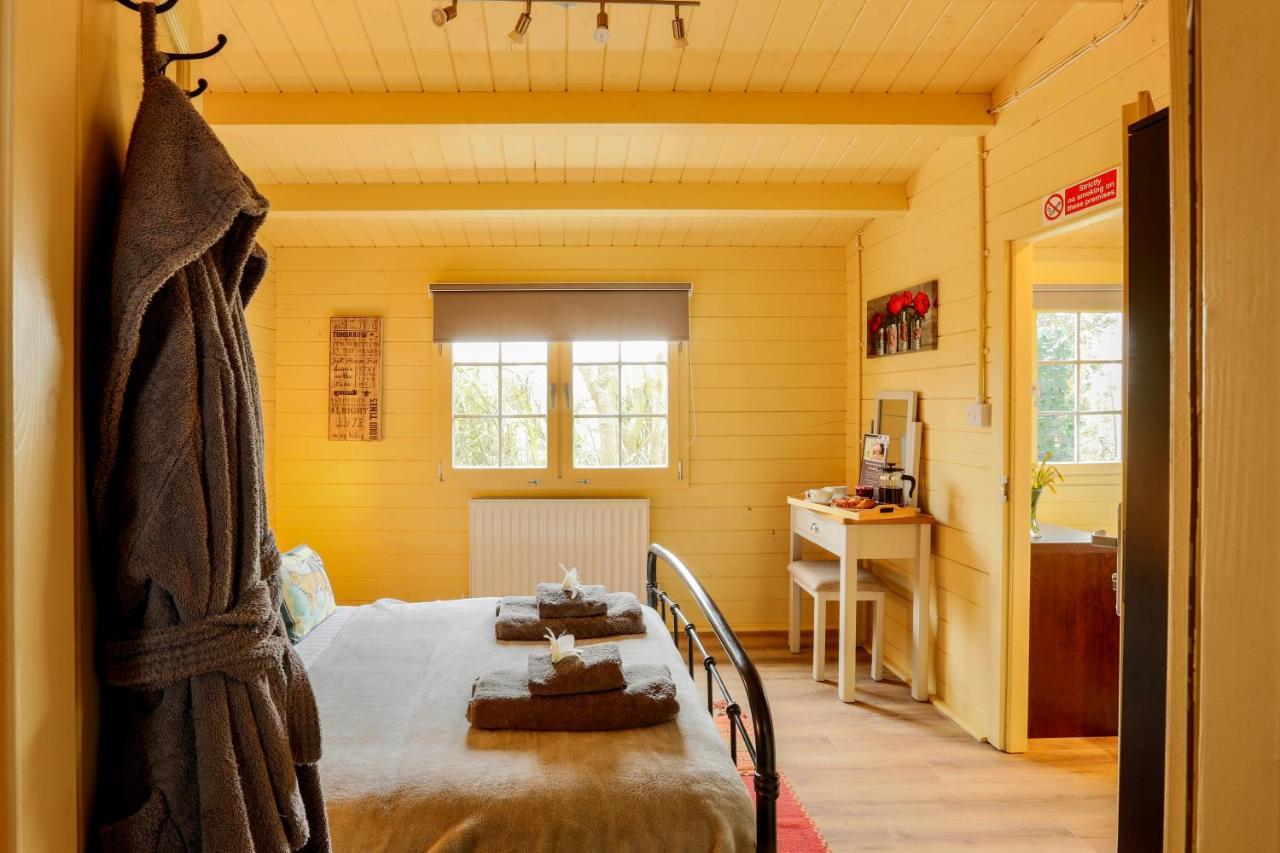 Sunset Log Cabin サドベリー エクステリア 写真