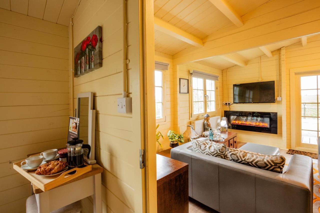 Sunset Log Cabin サドベリー エクステリア 写真